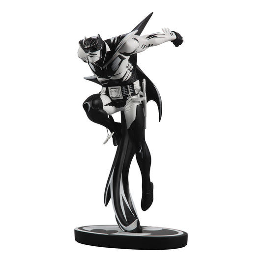 Batman Black & White-Batman White Knight by Sean Murphy Sketch Edition (DC Direct) Resin Statue