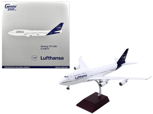 Boeing 747-400 Commercial Aircraft "Lufthansa" (D-ABVY) White with Dark Blue Tail "Gemini 200" Series 1/200 Diecast Model Airplane by GeminiJets
