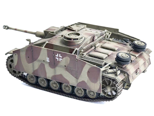 Germany StuG III Ausf. G "Early Production" with Schurzen Tank "Pz.Gren.Div. Totenkopf Kursk" (1943) "NEO Dragon Armor" Series 1/72 Plastic Model by Dragon Models